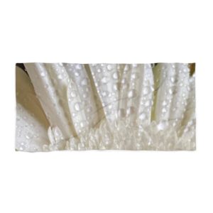 WHITE GERBER DAISY Beach Towel